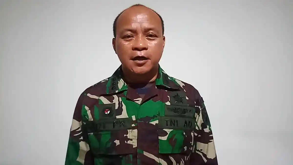 Mobil Dinas TNI Parkir Sembarang di Amplaz, Ini Penjelasan Kapendam XVI Pattimura