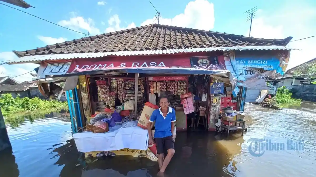 UPDATE: Banjir Rendam Puluhan Rumah di Desa Kusamba Klungkung, Akibat Pendangkalan Sungai