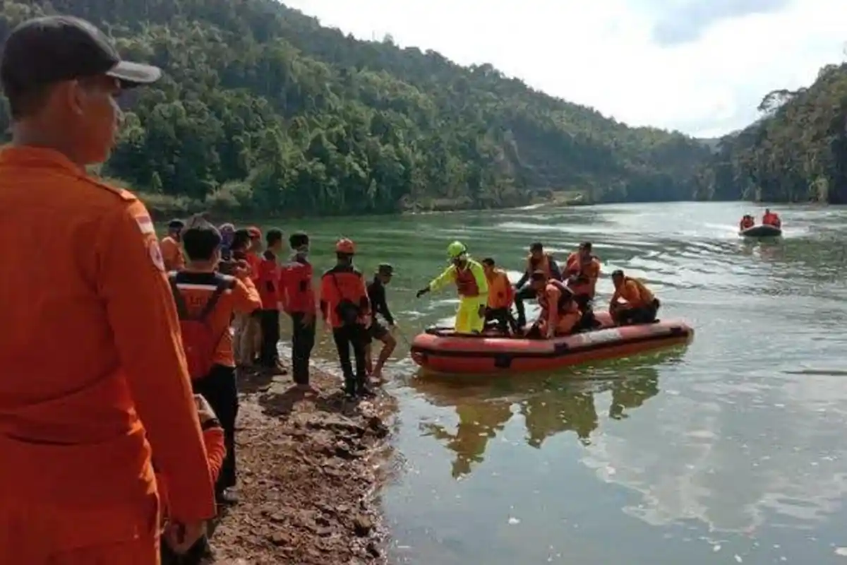 Jasad Bocah 4 Tahun Ditemukan Setelah 7 Hari Hilang di Sungai Balambano