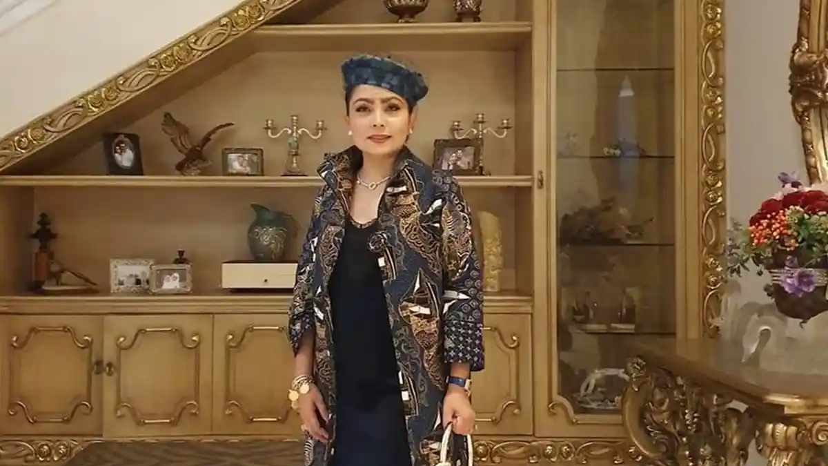 Dipuji Hasil Fotonya saat Iseng Jajal FaceApp, Mayangsari: Daripada Ghibah Dosa