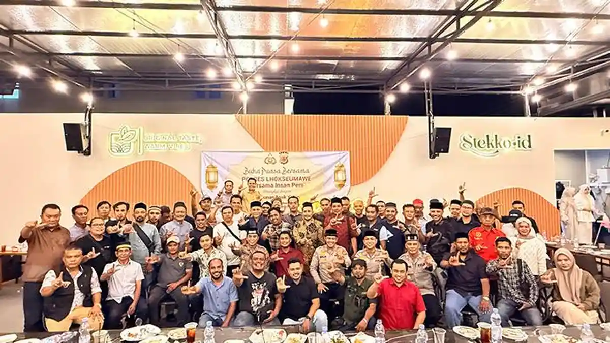 Kapolres Lhokseumawe Buka Puasa Bersama Insan Pers dan Santuni Puluhan Anak Yatim