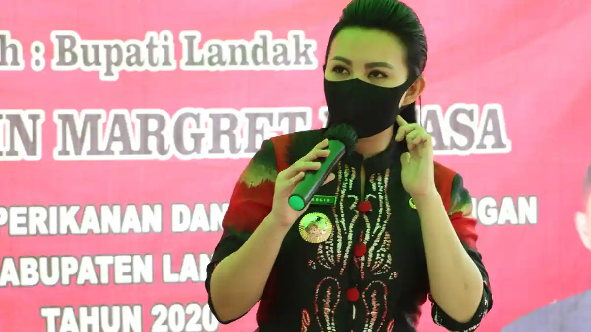 Bupati Karolin Margret Natasa Ajak Masyarakat Bijak Bermedia Sosial