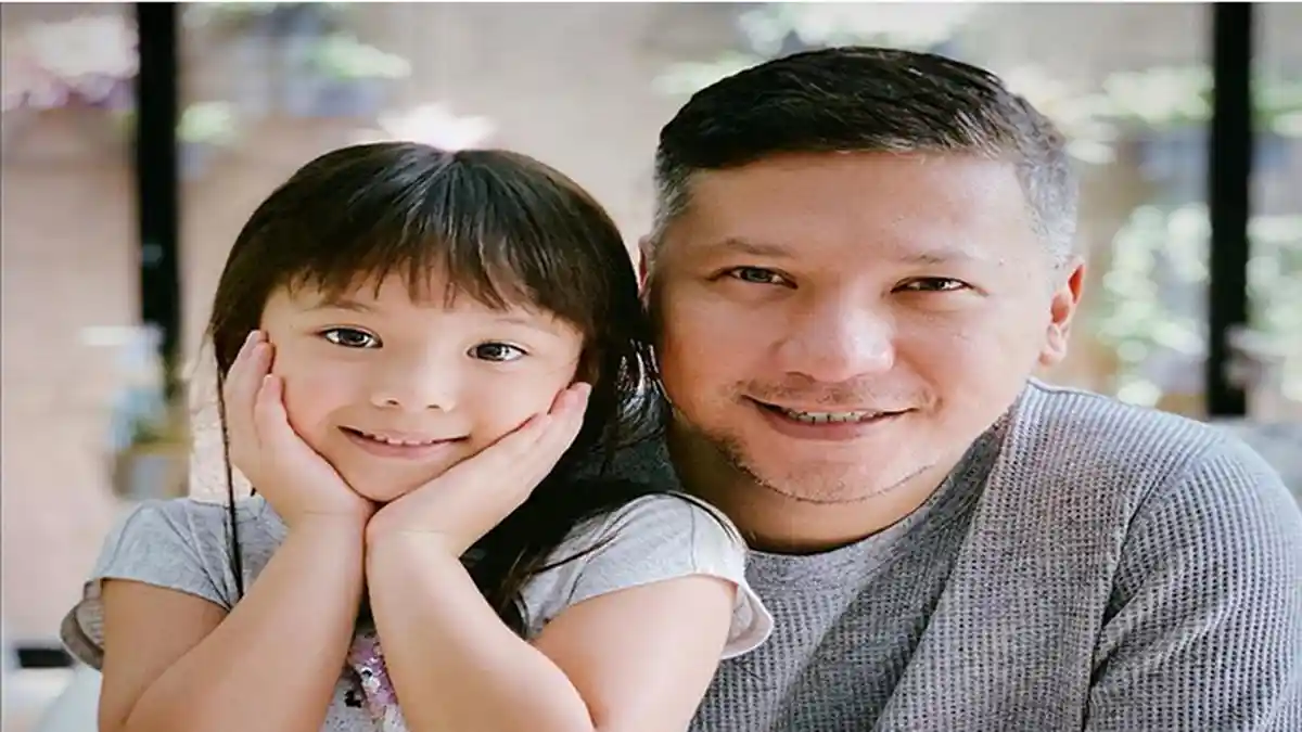 Unggahan Gading Marten Rayakan Tahun Baru Bersama Gempi Jadi Sorotan, Netizen: Best Dad Ever!
