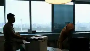 Hari-Pertama-Kerja-Usai-Libur-Lebaran_20250408_132249.jpg
