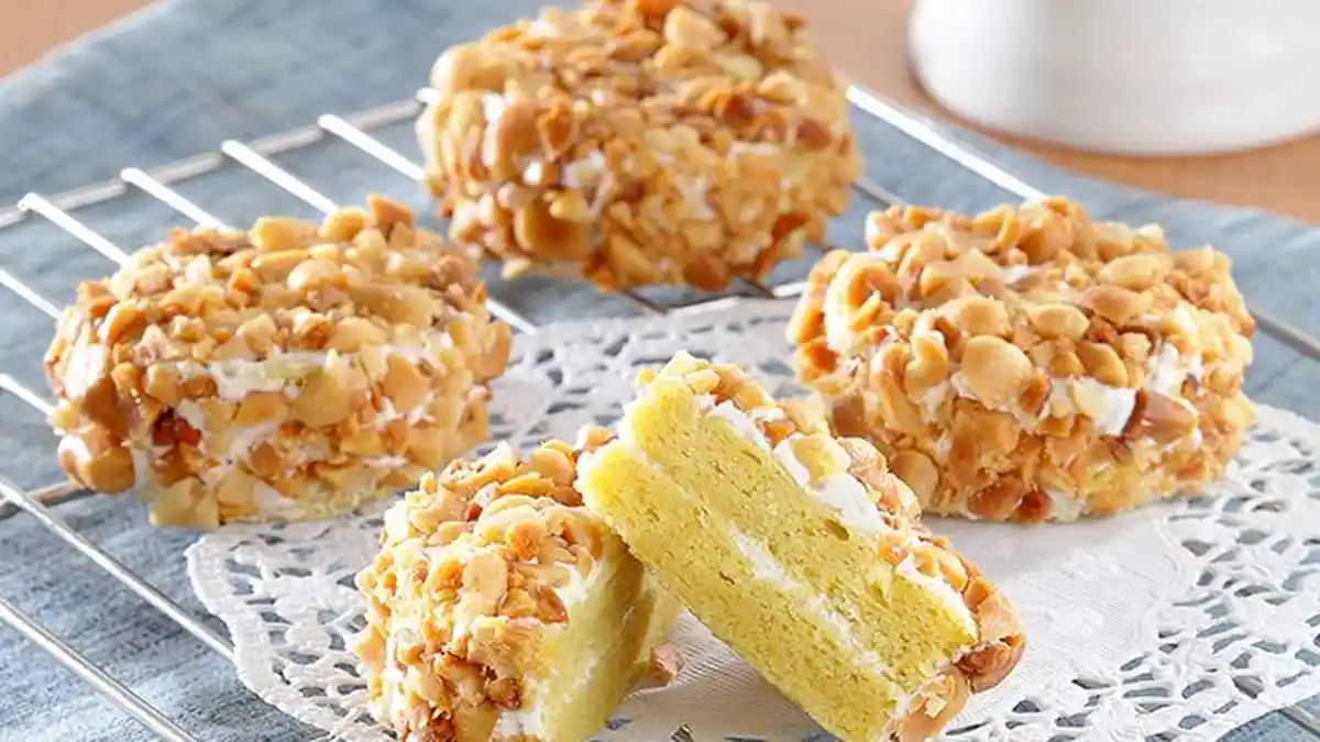 Kue Mangga Kukus Lapis Kacang Ini Cocok untuk Anda yang Tidak Punya Oven