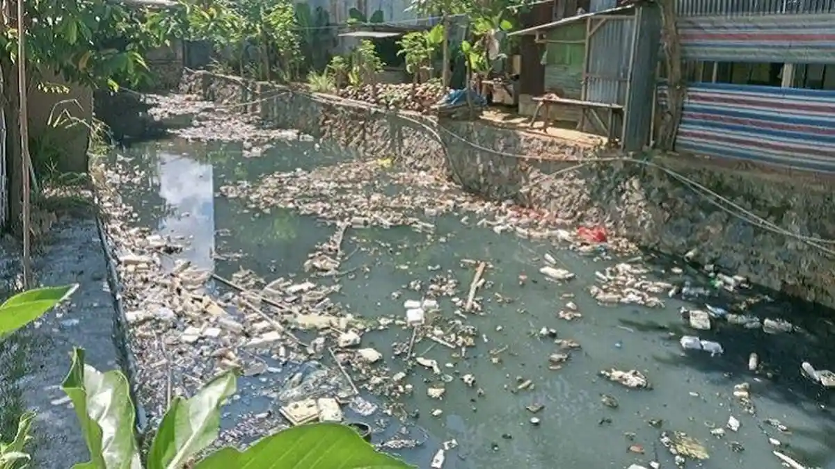 Bocah 16 Tahun di Kendari Dilempar ke Sungai Penuh Sampah saat Ultah, Teman Sebut Sudah Biasa