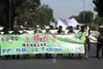 Demo Buruh Menuntut Kenaikan Upah