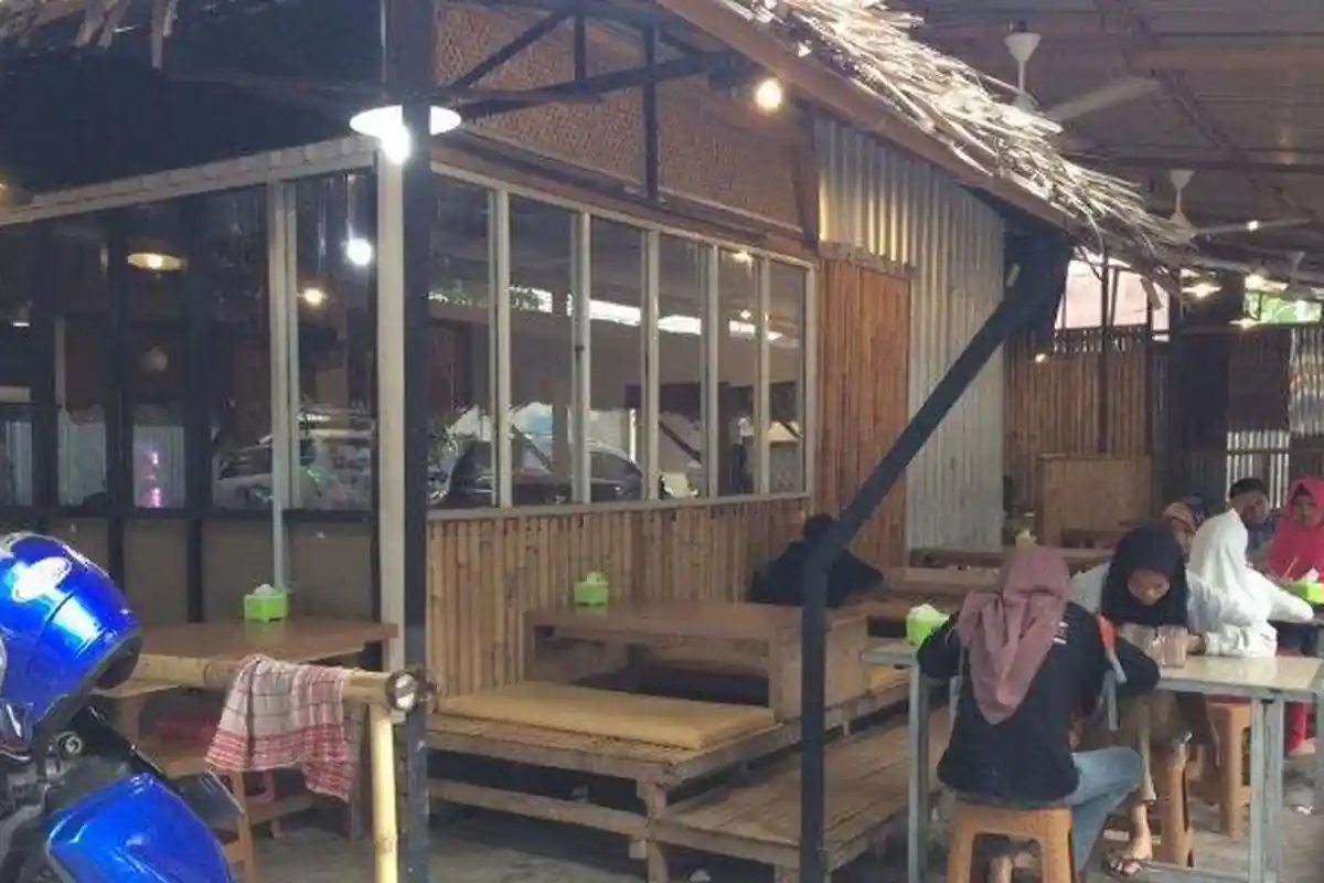 Cari Kuliner Makassar dengan Menu Rumahan? 2 Warung Makan ini Bisa Jadi Rekomendasi