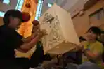 Melukis Lampion