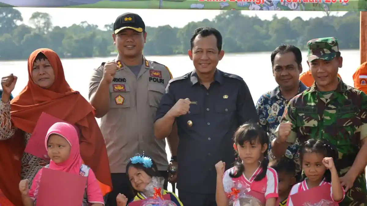 Bambang Minta Semua Bersinergi Kurangi Sampah di Muarojambi