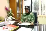 Lurah Kebayoran Lama Utara Atmah