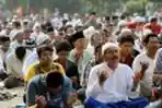 Shalat Id di Jalan Raya