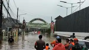 BANJIR-PARAH-Banjir-melanda-permukiman-warga-di-Perumahan-Pondok-Gede-Permai-PGP.jpg