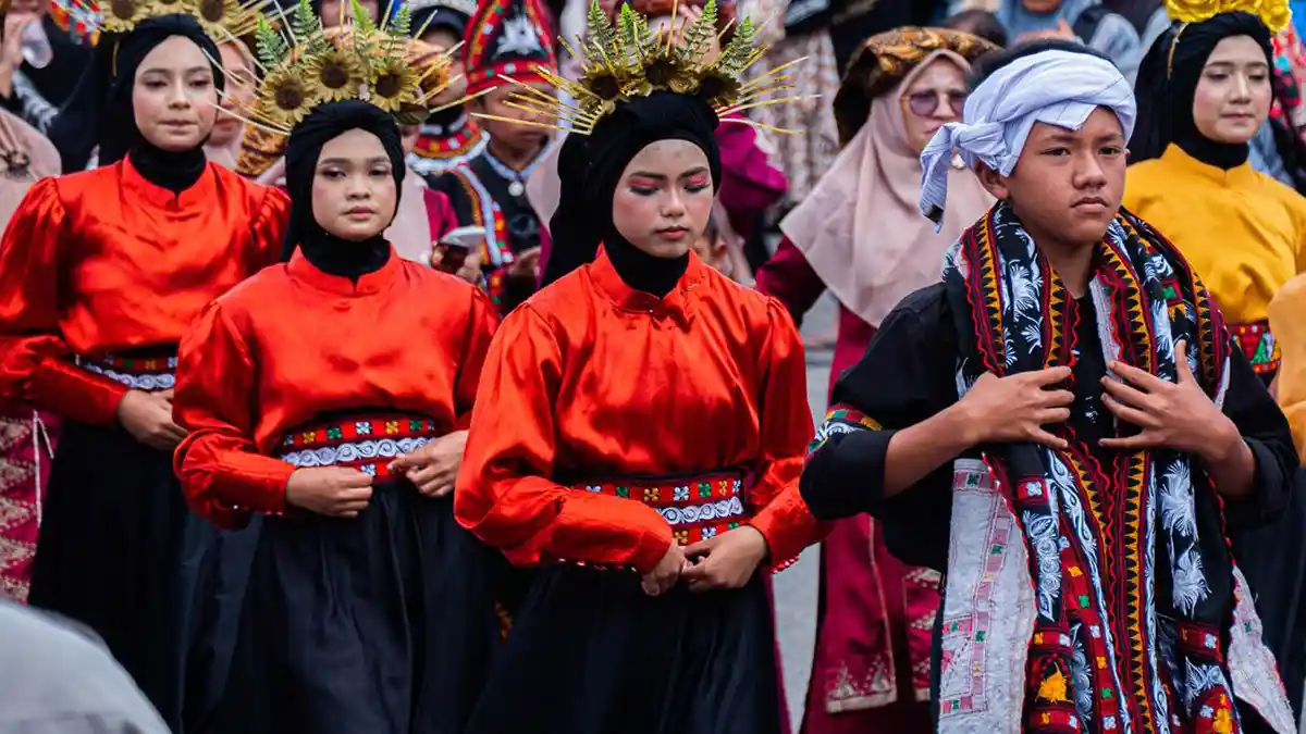 Lirik Lagu Gayo Tawar Sedenge