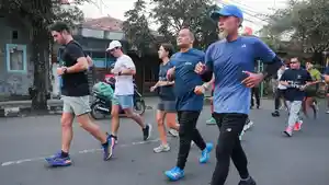 20260507_Gubernur-Jawa-Tengah-Ahmad-Luthfi-Run-for-Rivers-di-Pekalongan_1.jpg