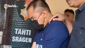 Seorang-guru-agama-di-Sragen-ditangkap-polisi-7.jpg