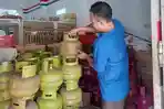 pemilik-pangkalan-elpiji-3kg-di-kelurahan-jungke-karanganyar.jpg