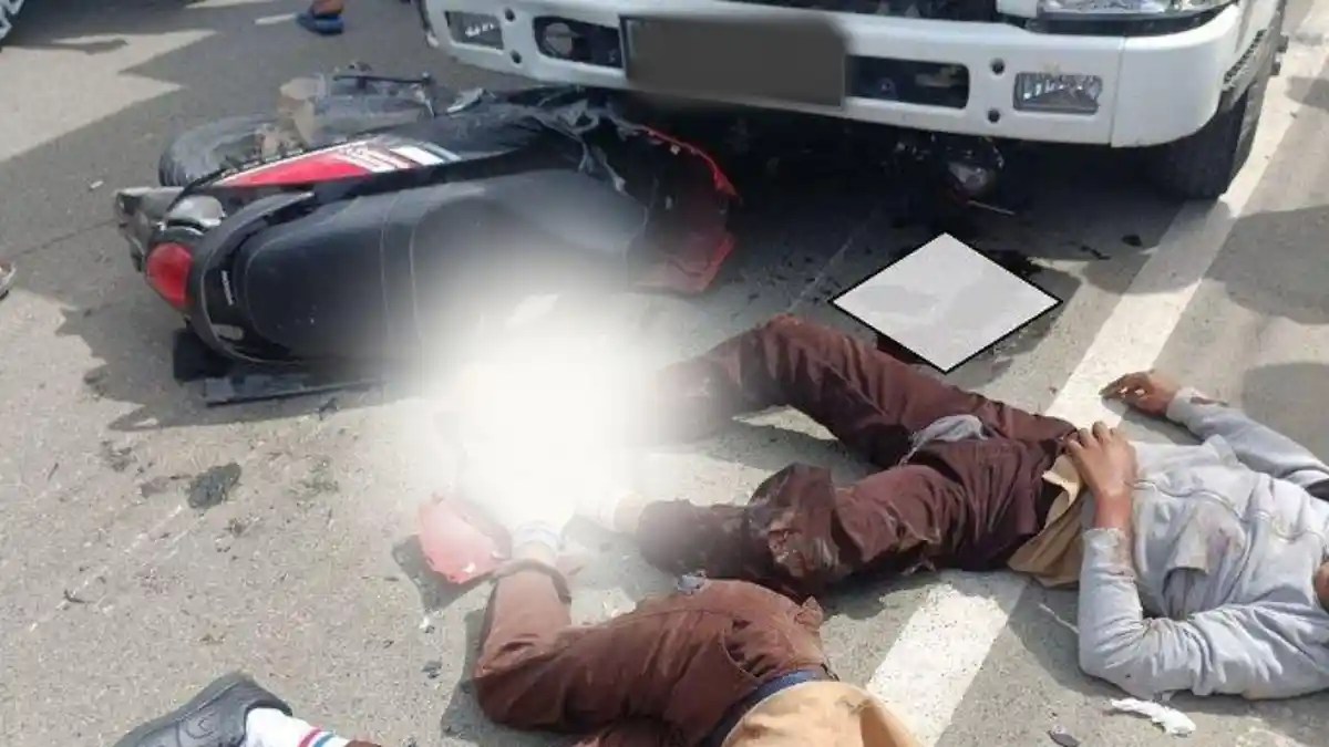 2 Siswa SMA di Kota Palu Alami Patah Tulang usai Ditabrak Truk, Korban Kini Dirawat Di Rumah Sakit