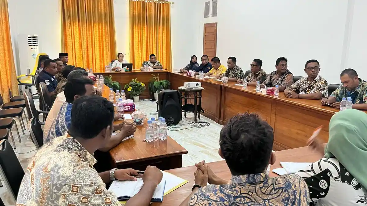 Siap Layani Warga, Bupati Taliabu Terpilih Sashabilla Mus Bahas Program 100 Hari Kerja dengan OPD