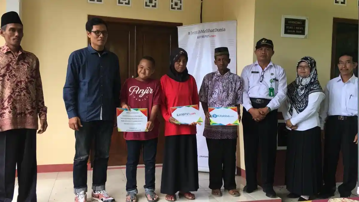 Pasutri Lansia yang Anaknya 