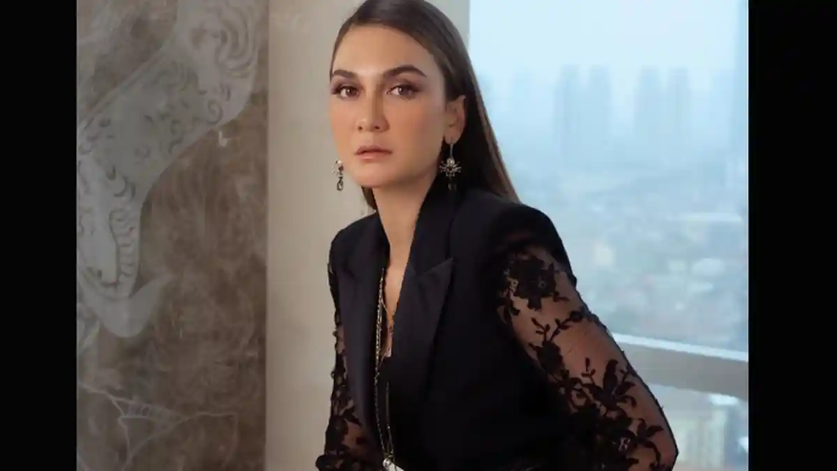 Luna Maya Gambarkan Kisah Cintanya Saat Ini, Mantan Kekasih Ariel Noah: 'Kasihan, Tragis, Nelangsa'