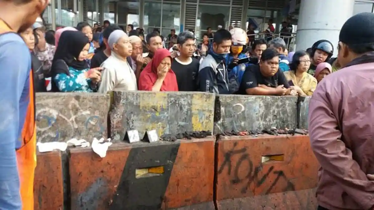 Bom Kampung Melayu, Politisi Golkar Minta Masyarakat Jangan Terpancing Isu SARA