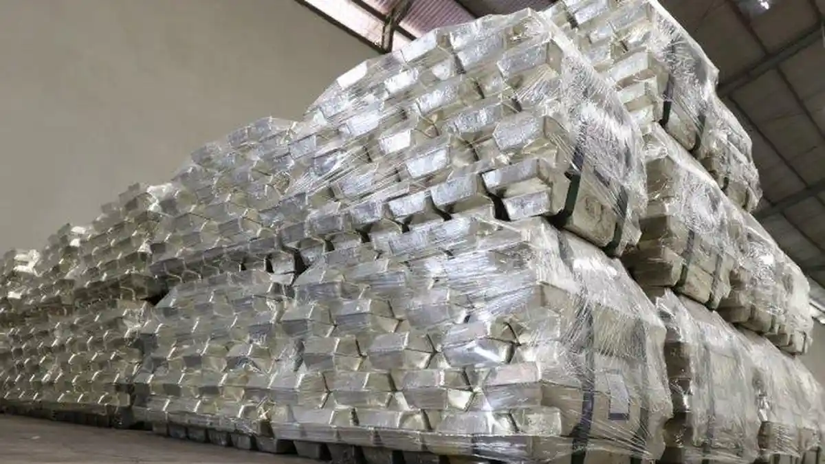 Baru Saja Naik, Kini Harga Timah Dunia Anjlok Lagi