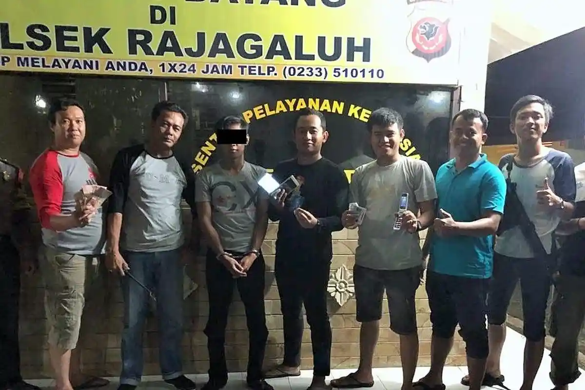 Kenal via Facebook, Pria Asal Jawa Barat Ini Minta Uang Sambil Ancam Sebar Foto Syur Korban