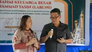 Ronny-Tanusaputra-dan-istri.jpg