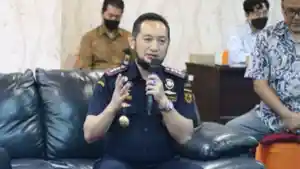 kepala-bea-cukai-makassar-andhi-pramono.jpg