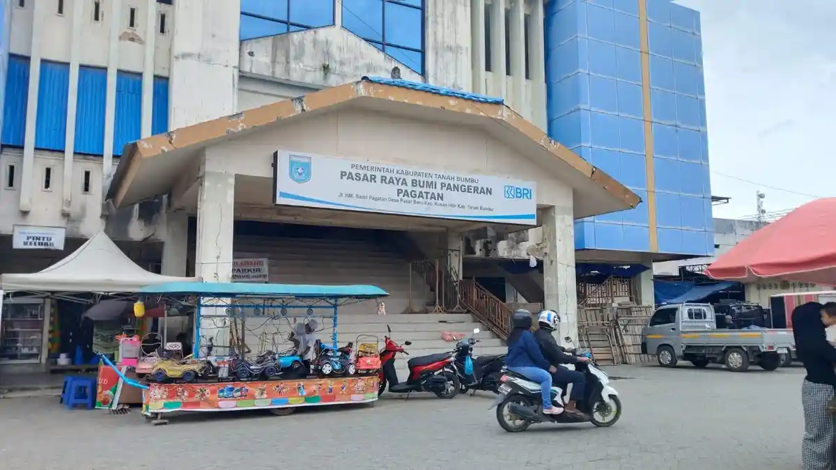 Pedagang Pasar Raya Bumi Pangeran Minta Diskusi Sebelum Direlokasi ...