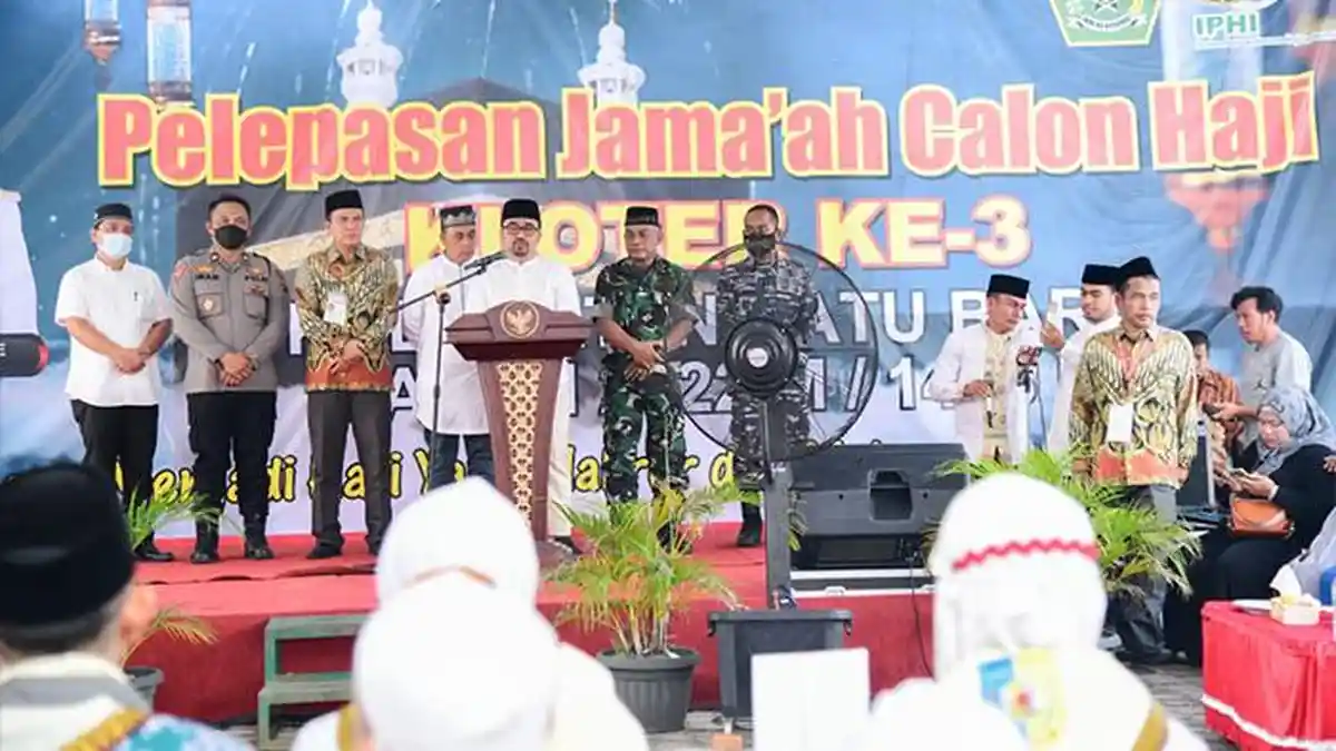 Pelepasan Jamaah Calon Haji Batu Bara Diiringi Suasana Haru