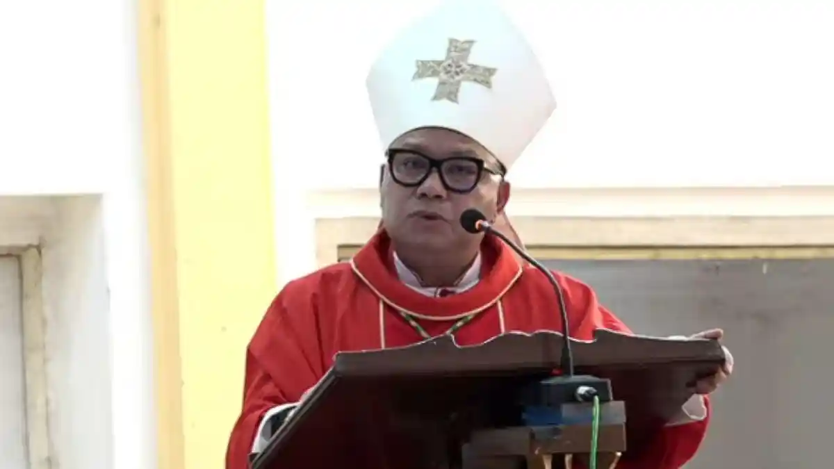 Tahbisan Diakon Ritapiret, Mgr Maksimus Regus: Hari Ini Kita Hadapi Era "Hidup Tidak Baik-Baik Saja"