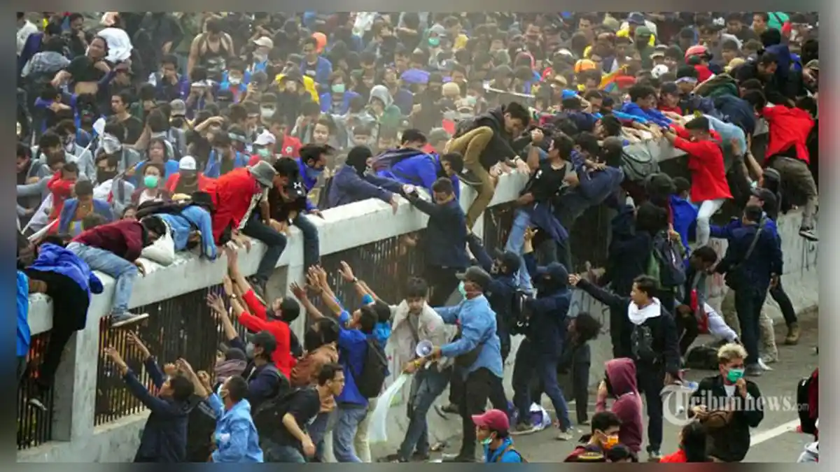 50 Mahasiswa Hilang usai Demo di DPR: BEM UIN Jakarta Beminta Bantuan LBH