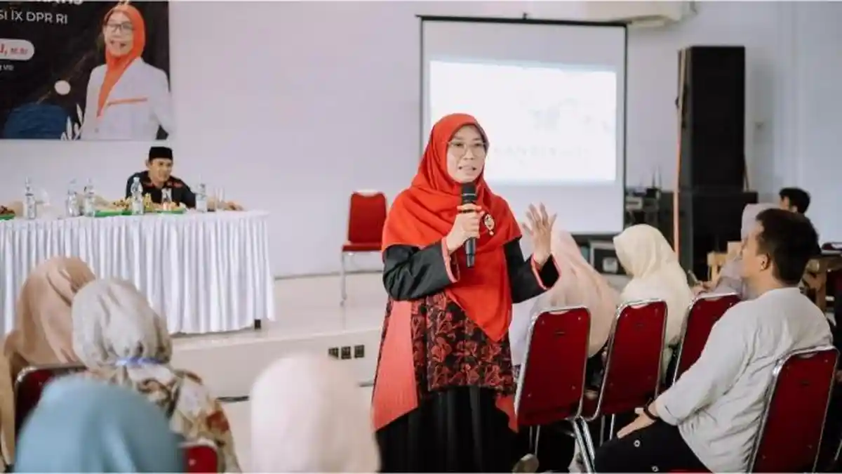 Sosialisasi Program Makan Bergizi Gratis Bersama Mitra Kerja DPR RI di Kabupaten Cirebon