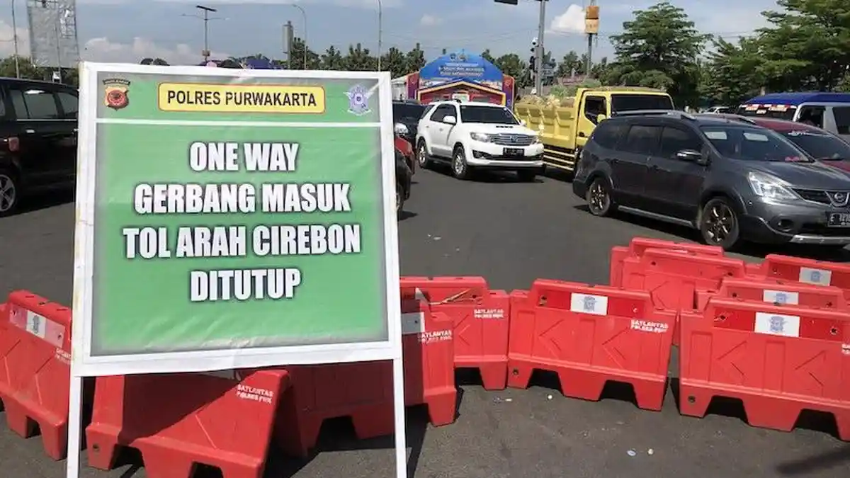 Imbas One Way Cipali, Macet di Simpang Cikopo Menuju Pantura Diperkirakan Mencapai 5 Km