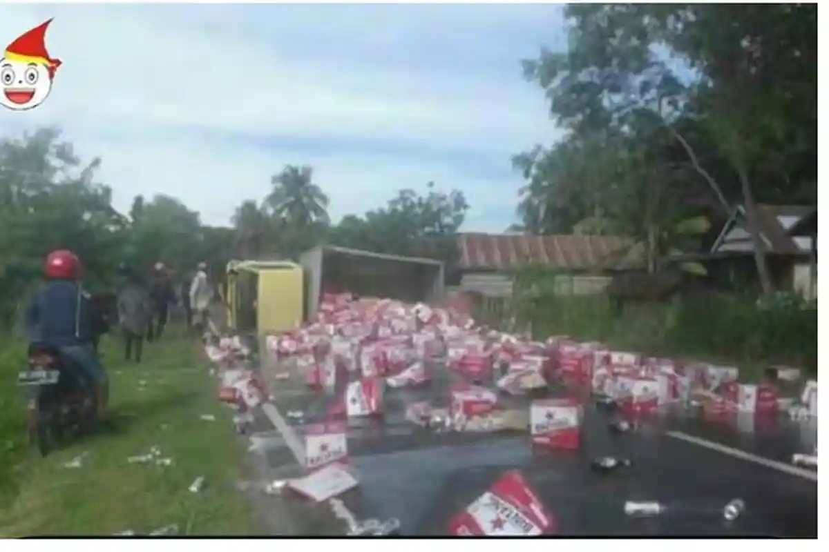 5 Fakta Mobil Pengangkut Bir Kecelakaan di Bone, No 4 Azab Allah?