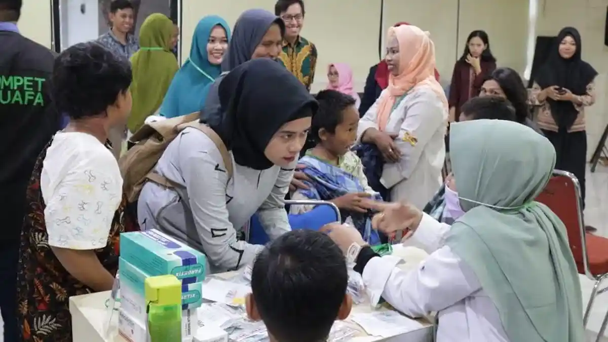 Semarak Hari Listrik Nasional, PLN  Unit Induk Wilayah Sulselrabar Gelar Sunatan Massal