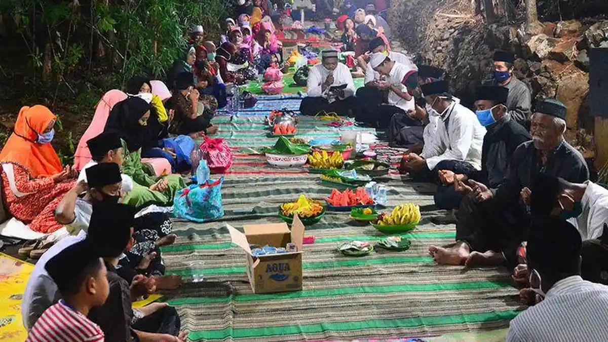 CONTOH Teks Pidato Ketua RT Dalam Acara Malam Tirakatan 17 Agutus yang Resmi dan Sopan