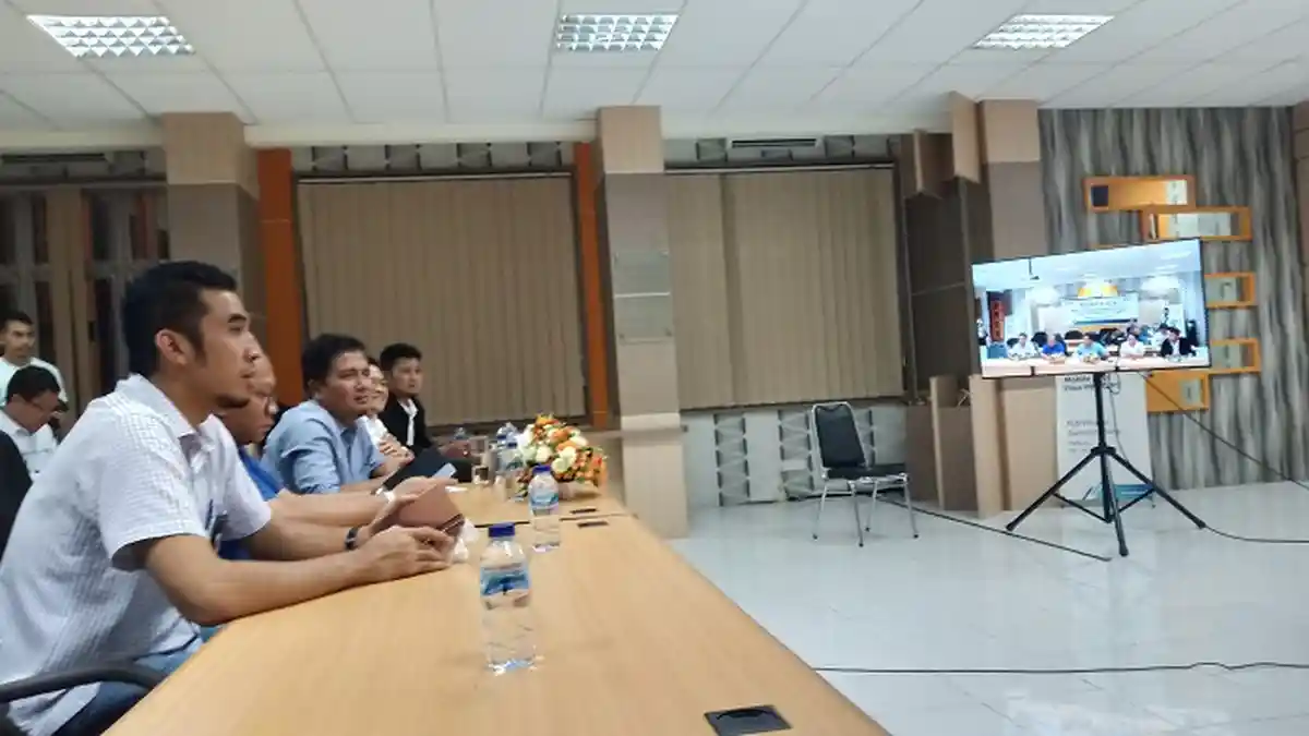 PLN UIW Sumbar Pantau Jaringan Listrik saat Malam Tahun Baru Lewat Video Conference