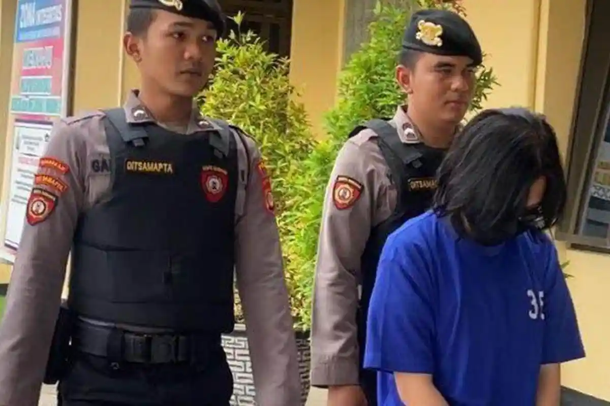 Modal Belajar di Internet, Cewek Tamatan SMA Nyamar jadi Dokter,  Nipu Orang hingga Setengah Miliar