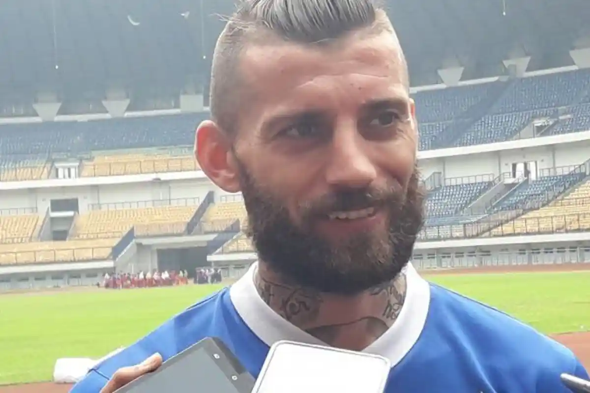 Persija Vs Persib, Bojan Malisic Pilih Naik Barracuda: Ini Khas Indonesia