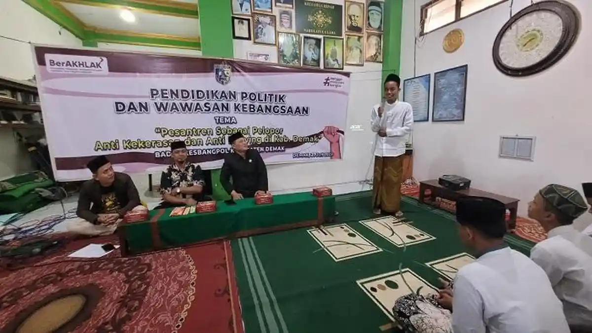 Ketua DPRD Demak Ingin Santri Demak Melek Politik