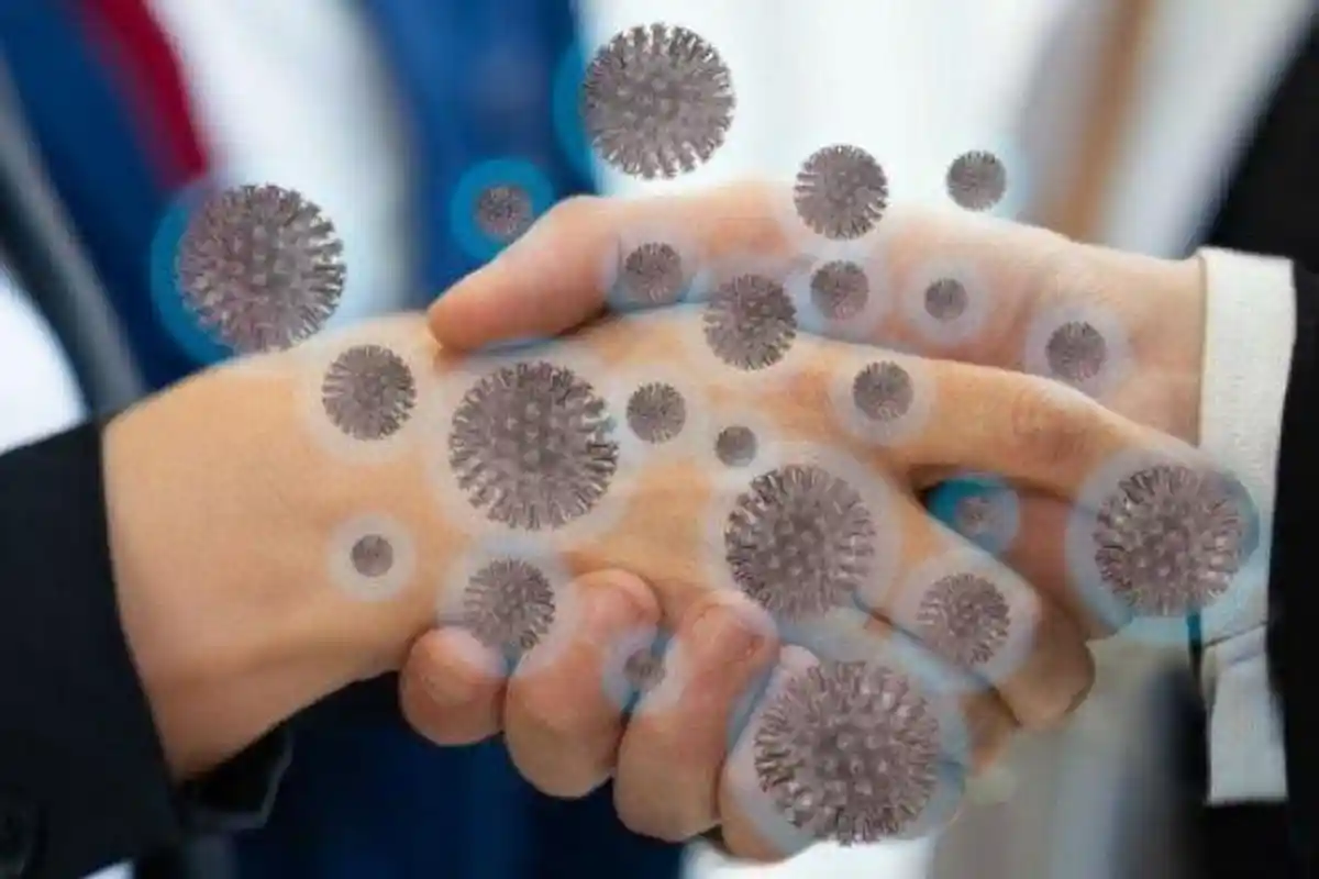 5 Tips Ampuh Tetap Sehat Saat Tinggal Bareng Orang Terinfeksi Virus Corona, Nomor 2 Paling Mudah