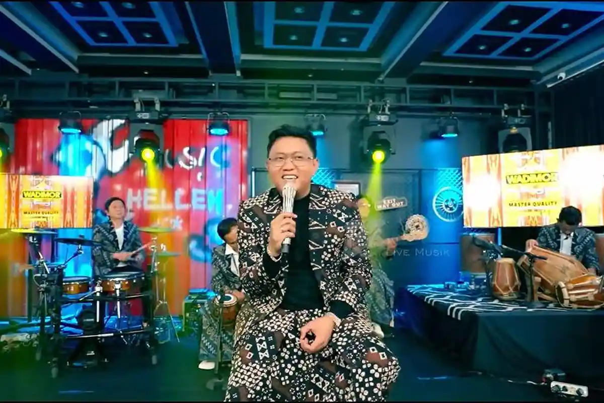 Chord Lagu Alamate Anak Sholeh dan Terjemahannya, Iku Saking Ulama Aweh Pitutur