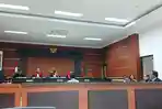 Terdakwa-Sukaryo-yang-merupakan-mantan-General-Manager-Departemen-Gedung.jpg