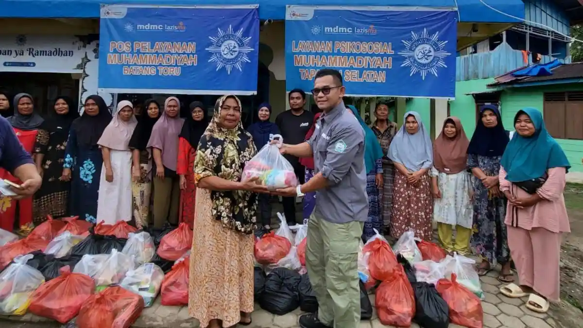 Tim Gamalama Unkhair Ternate Bantu Pemulihan Penyintas Banjir Tapanuli Selatan