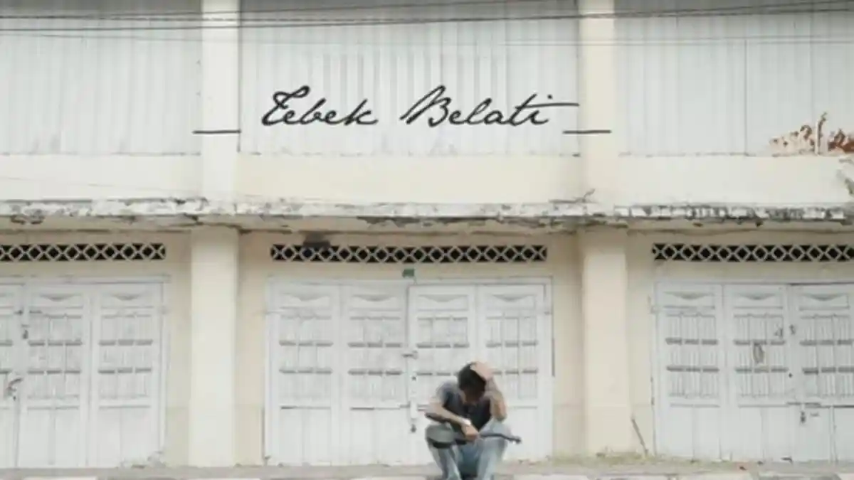 Lirik Lagu Tebek Belati -  Bagus Wirata, Penuh Ungkapan Luka Cinta yang Mendalam