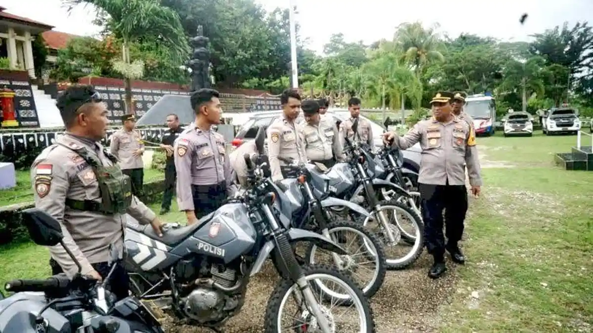 Siaga Bencana dan Songsong Pilkada 2024, Kapolres Rote Ndao Cek Kendaraan Dinas