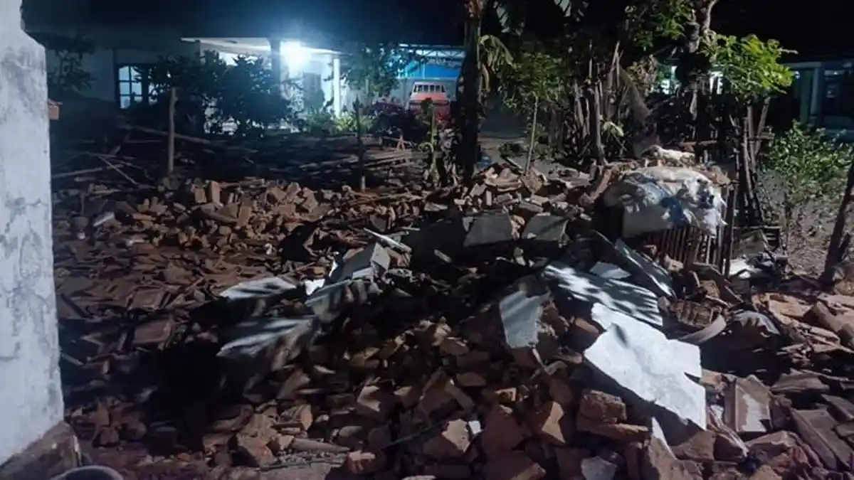 Dampak Gempa Guncang Banyuwangi, Masjid Rusak dan Rumah Ambruk